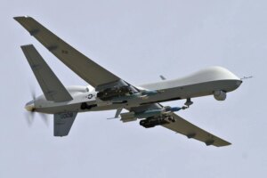 САД собориле четири дронови над Јемен