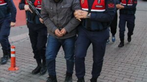 Над 20 приведени во антитерористичка акција против Исламска држава во Турција