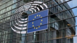 Европарламентот повика на итно и енергично спротивставување на обидите за руско мешање во ЕУ 
