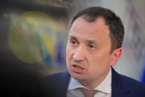 Одреден притвор за украинскиот министер за земјоделство Микола Солски
