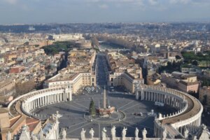 Вработени во Музеите на Ватикан почнуваат работен спор без преседан за работните услови