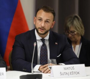 Ешток: Извршителот на обидот за атентат врз словачкиот премиер Фицо дејствувал сам