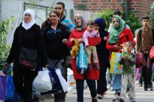 „Си-би-ес њуз“: САД планираат одреден број Палестинци од Газа да примат како бегалци